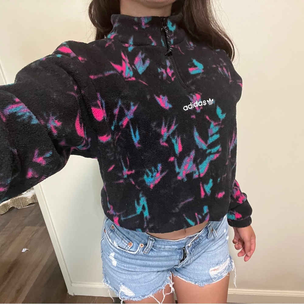 Adidas crop top sweater